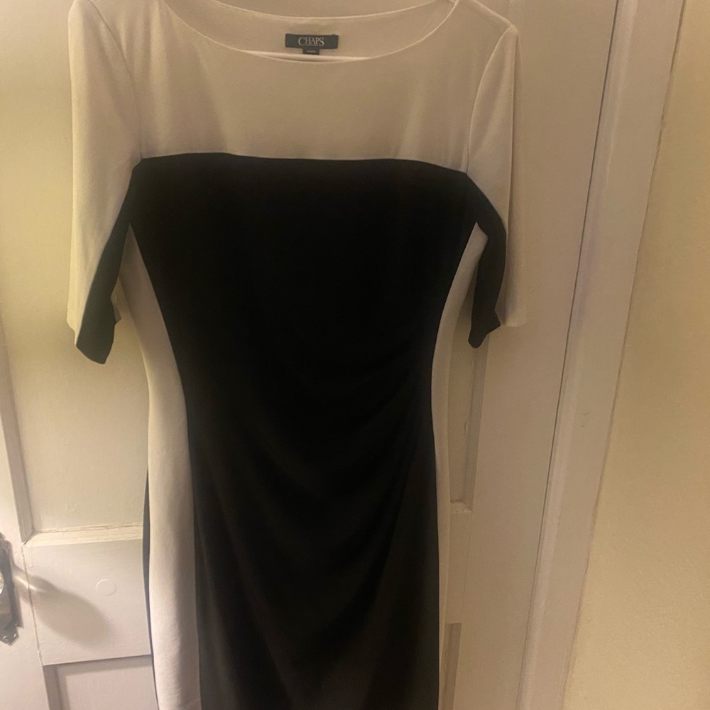 Above the knee stretchy black and white ruched figure flattering work dress